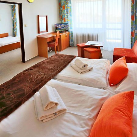 Hotel Sorea Uran Tatranska Lomnica Ngoại thất bức ảnh