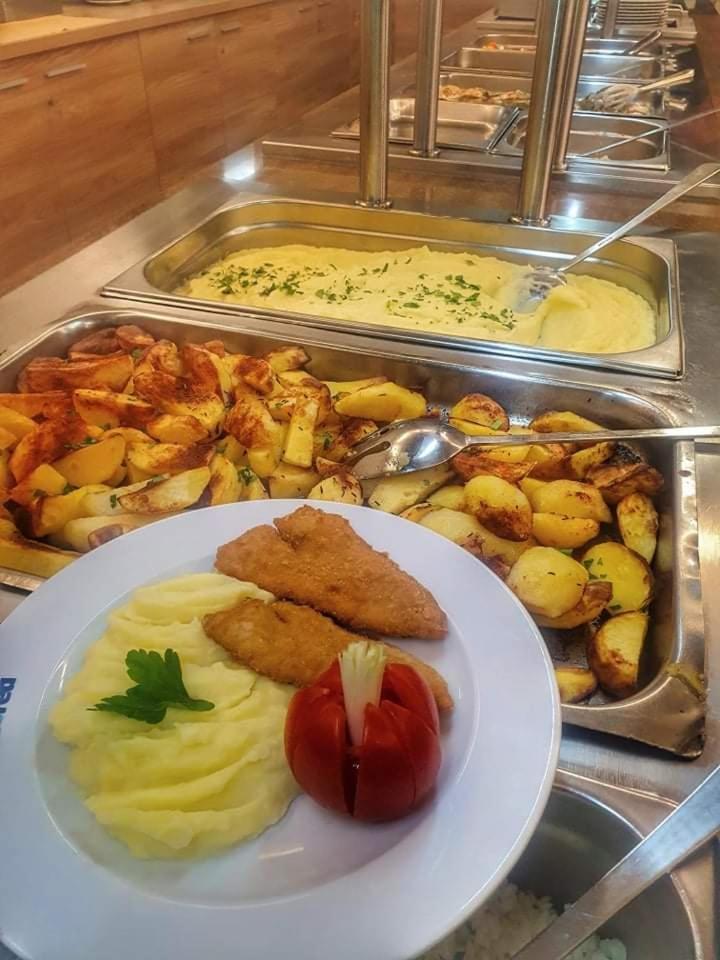 Hotel Sorea Uran Tatranska Lomnica Ngoại thất bức ảnh
