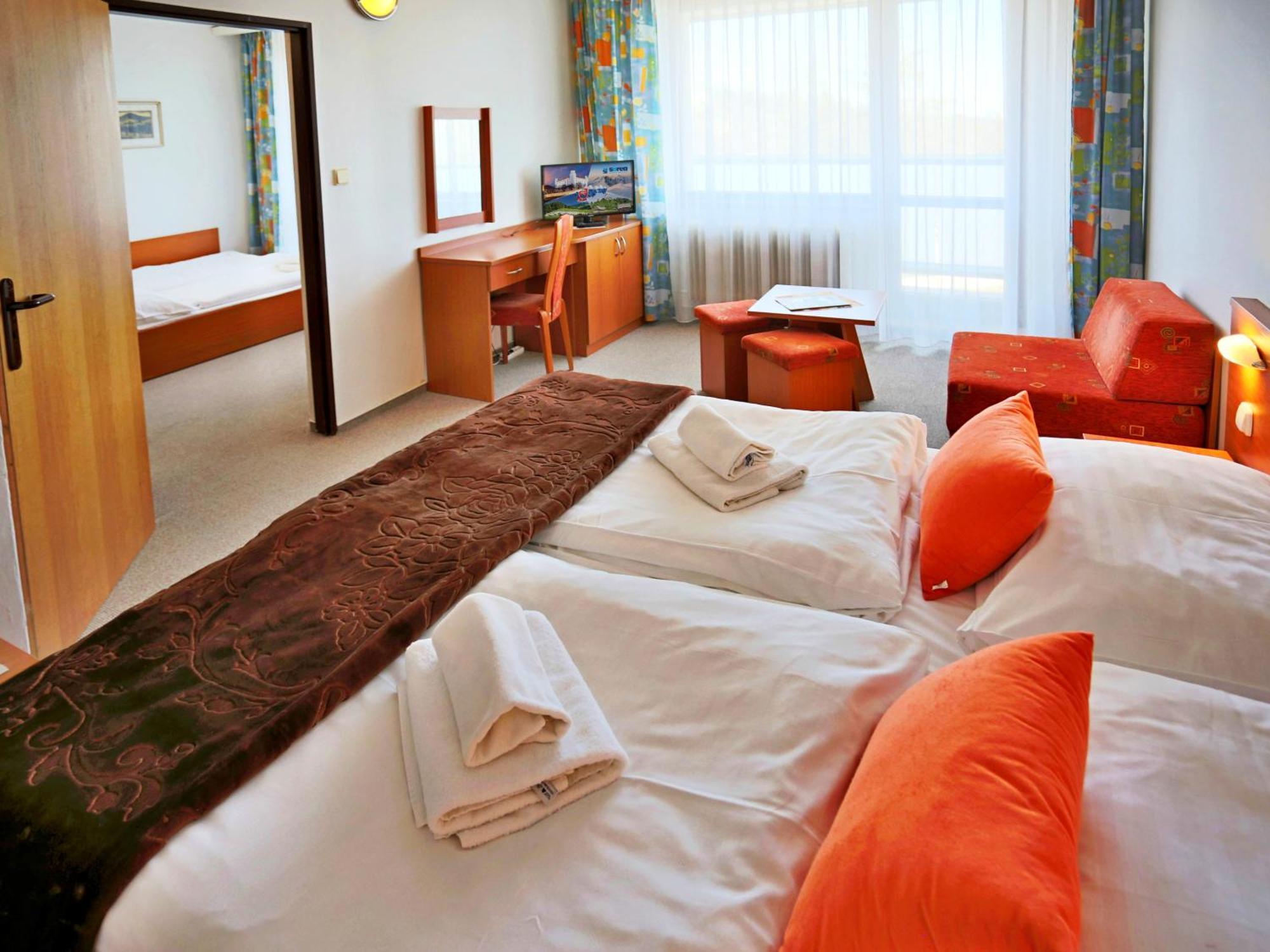 Hotel Sorea Uran Tatranska Lomnica Ngoại thất bức ảnh
