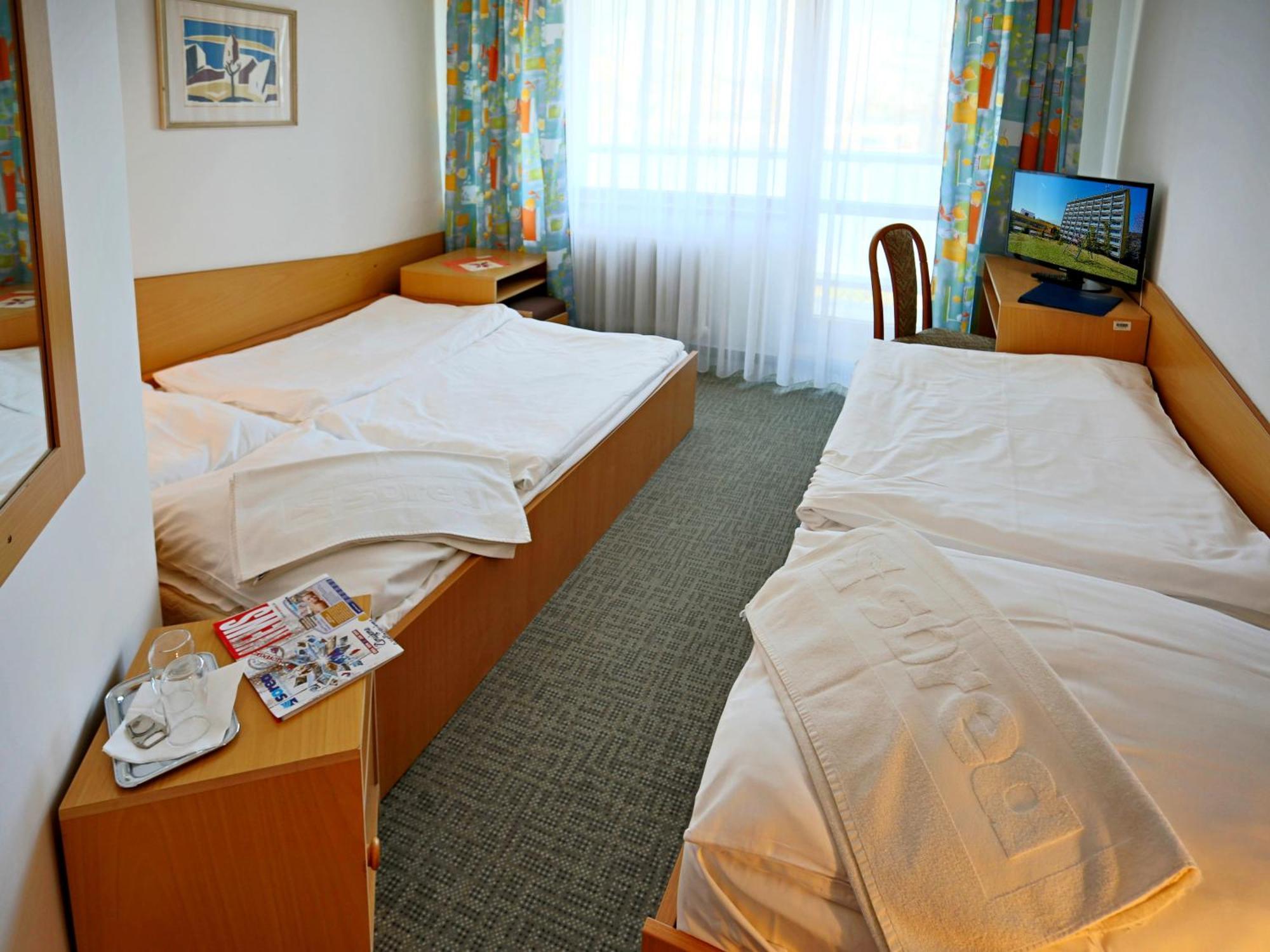 Hotel Sorea Uran Tatranska Lomnica Ngoại thất bức ảnh