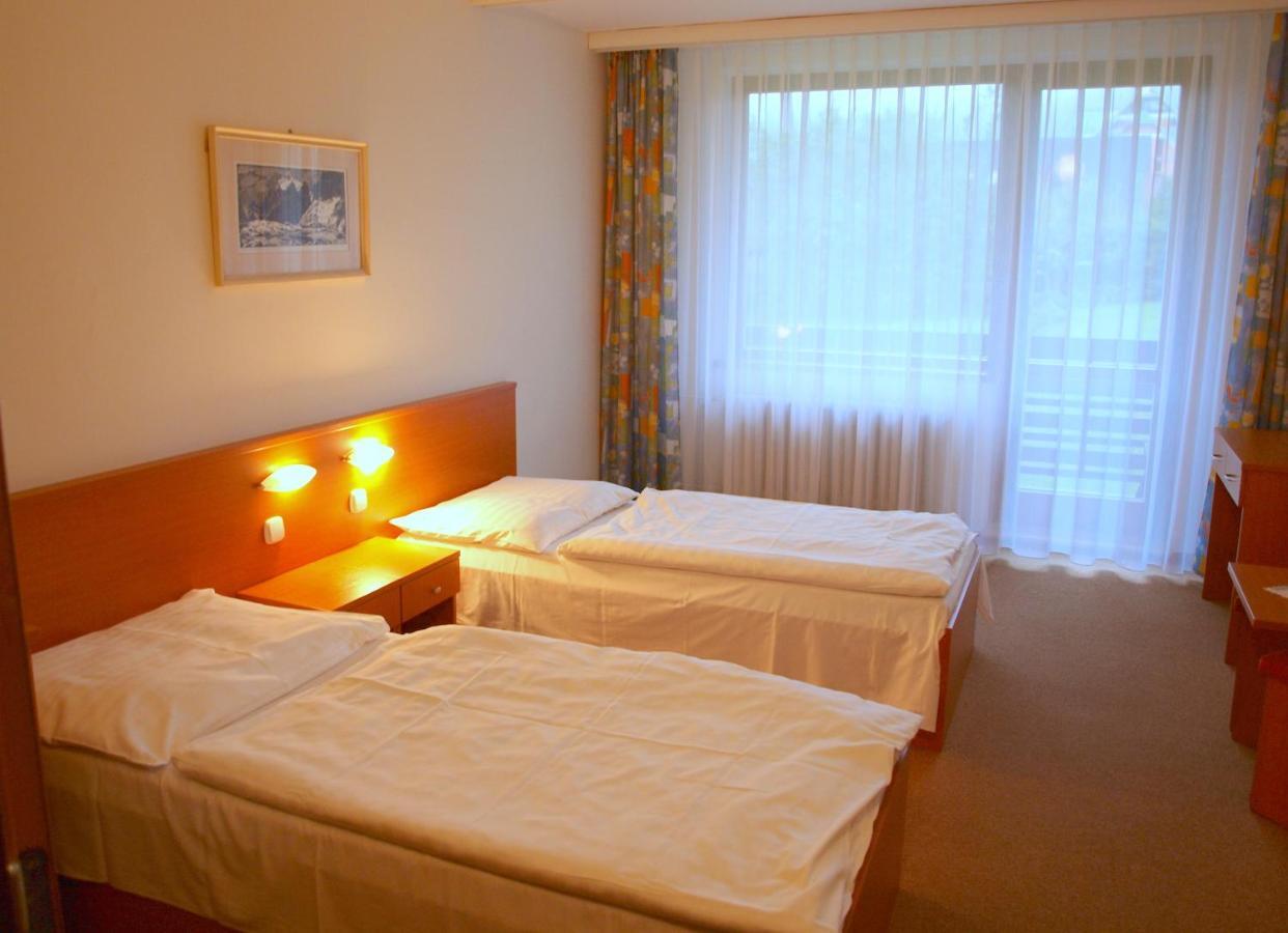 Hotel Sorea Uran Tatranska Lomnica Ngoại thất bức ảnh